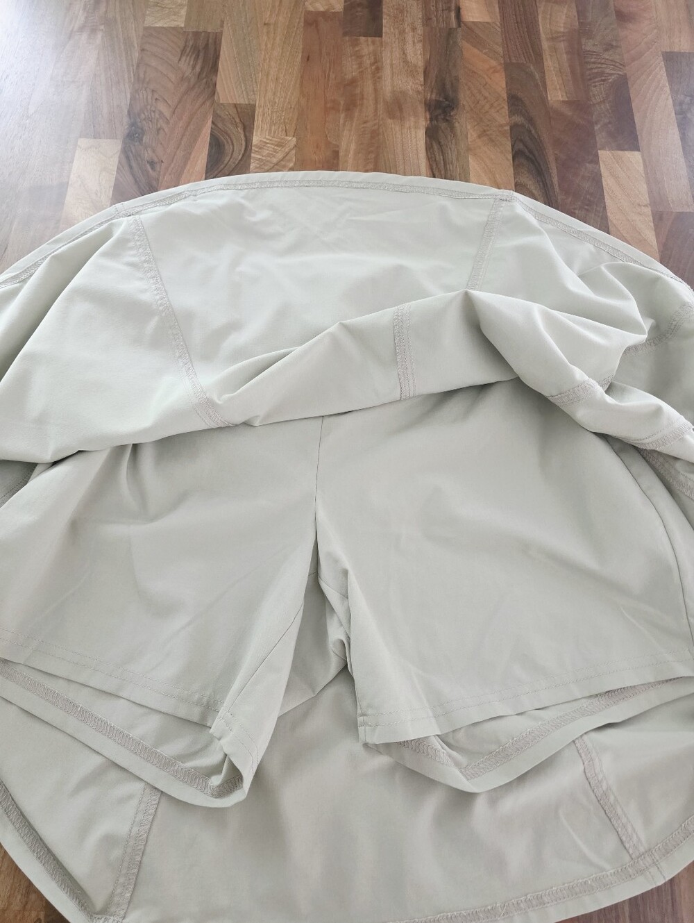 Athleta Wherever Skort Mini Skirt‎ Beige Athletic Running Gym Golf Size 4 - Picture 8 of 11